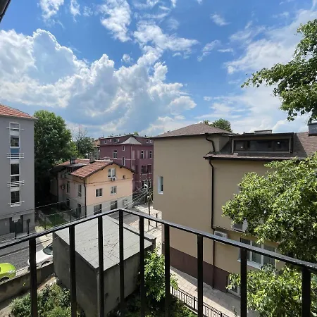 Apartment Artistic 2bd In A Peaceful Neighbourhood In Sofia