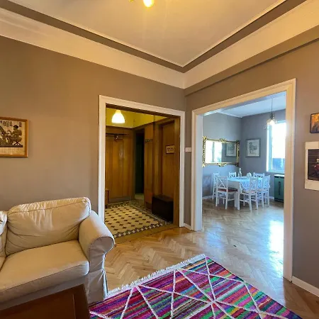 Artistic 2bd In A Peaceful Neighbourhood In Apartment Sofia